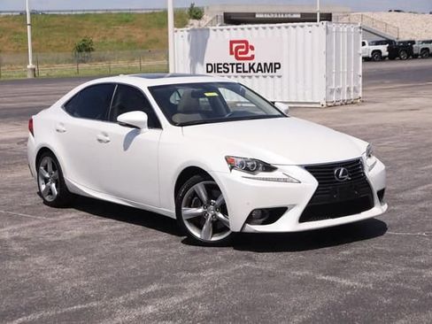 Used 2014 Lexus IS 350 w/ Navigation Package RWD image 2