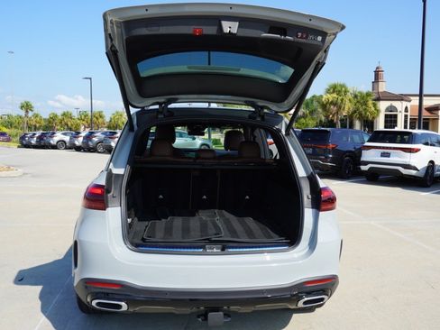 Used 2025 Mercedes-Benz GLE 450 4MATIC image 39