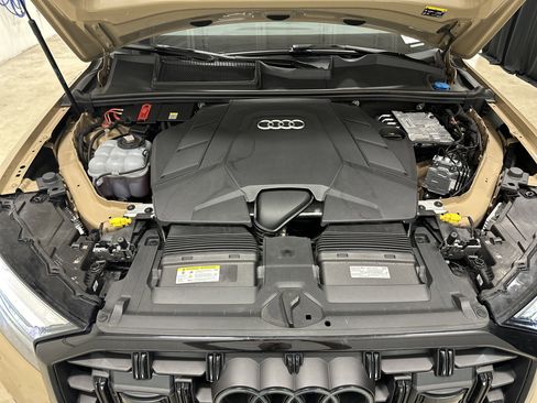 Used 2025 Audi Q7 3.0T Premium Plus AWD/4WD image 35