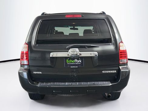Used 2008 Toyota 4Runner SR5 RWD image 7