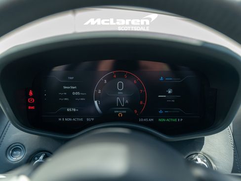 Used 2023 McLaren GT image 14
