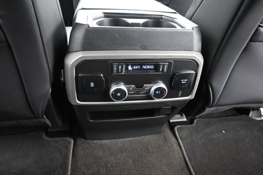 Used 2020 Ford Expedition XLT w/ Equipment Group 202A RWD image 24