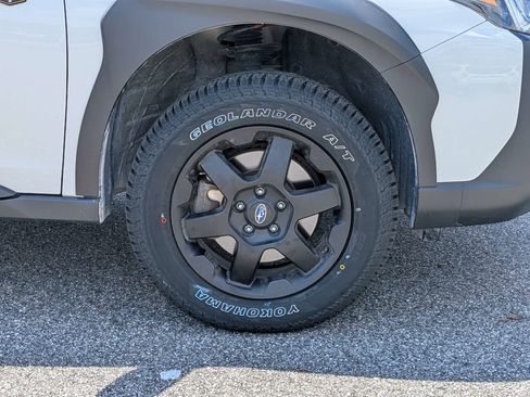 Certified 2024 Subaru Outback Wilderness AWD/4WD image 11