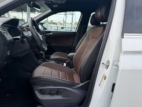 Certified 2024 Volkswagen Tiguan SEL R-Line AWD/4WD image 12