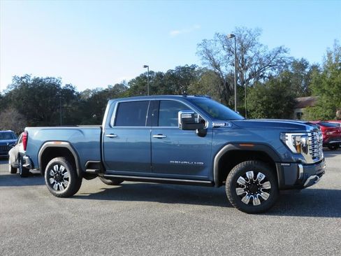 New 2026 GMC Sierra 2500 Denali w/ Denali Reserve Package image 2