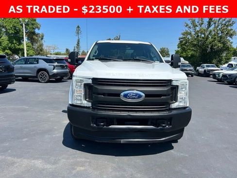 Used 2019 Ford F250 XL w/ Power Equipment Group image 2