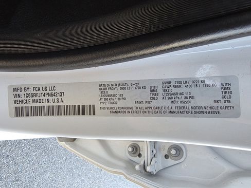 Used 2023 RAM 1500 Laramie image 32