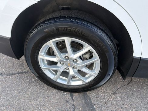 Used 2024 Chevrolet Equinox LT w/ LPO, Floor Liner Package image 11