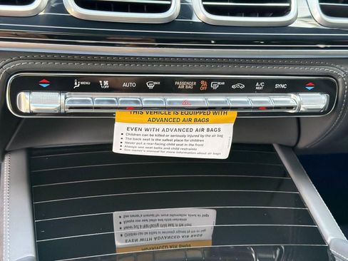 New 2026 Mercedes-Benz GLE 53 AMG 4MATIC Coupe image 18