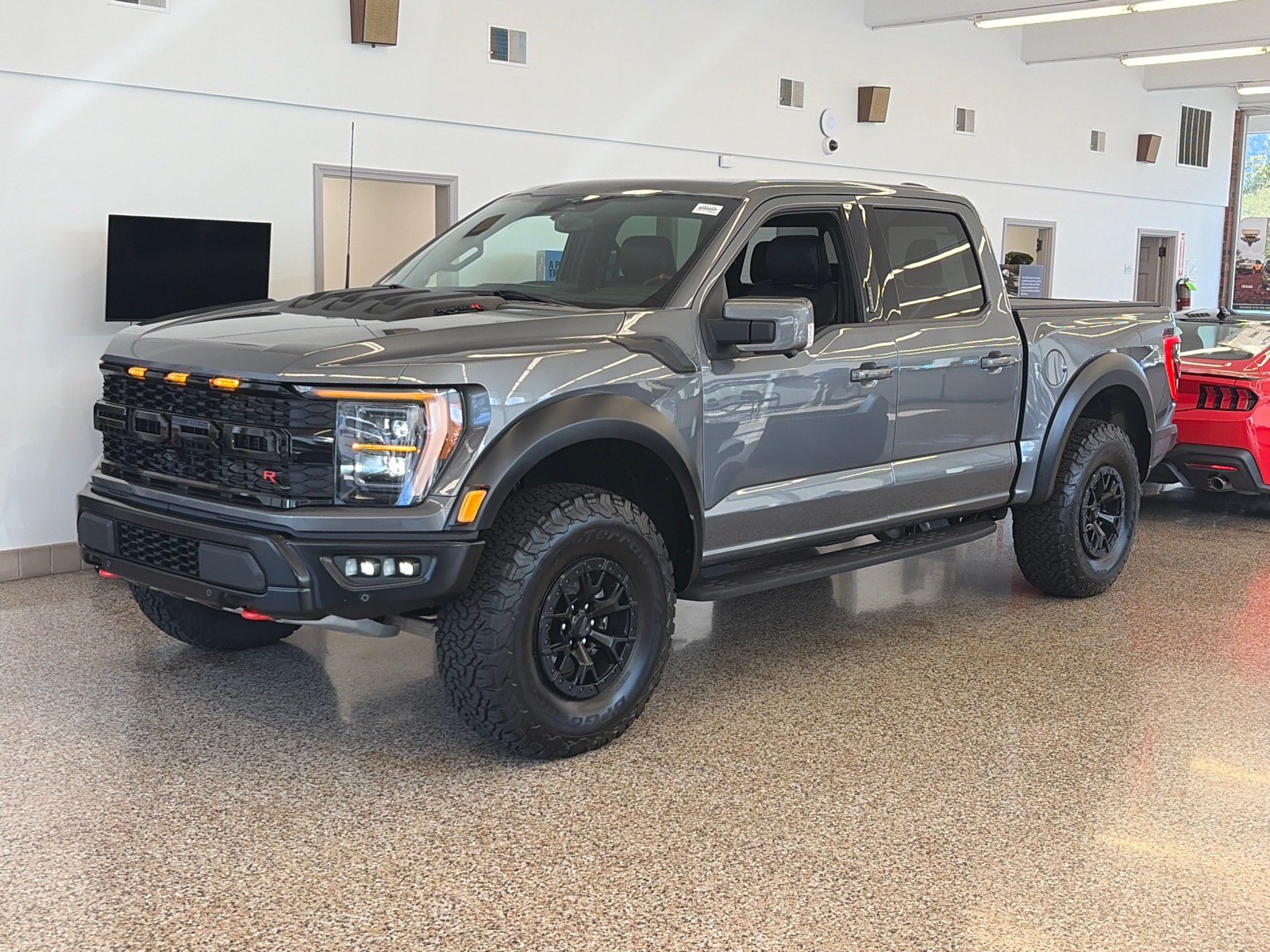 Used 2023 Ford F150 Raptor w/ Equipment Group 802A Raptor R AWD/4WD image 1
