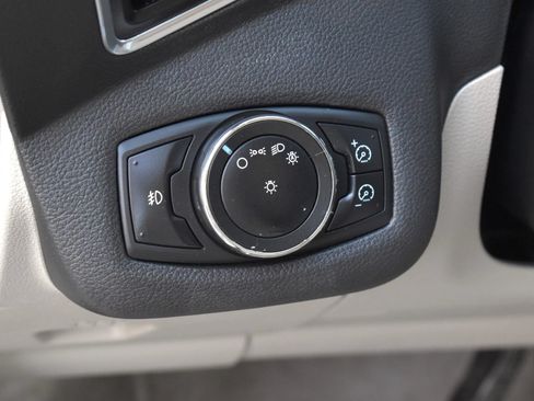 Used 2013 Ford C-MAX Energi SEL FWD image 21
