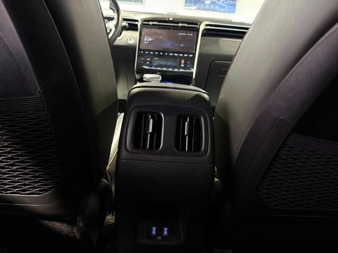 Used 2022 Hyundai Santa Cruz Limited AWD/4WD image 37