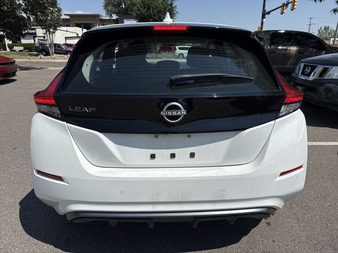 Certified 2025 Nissan Leaf S FWD image 4