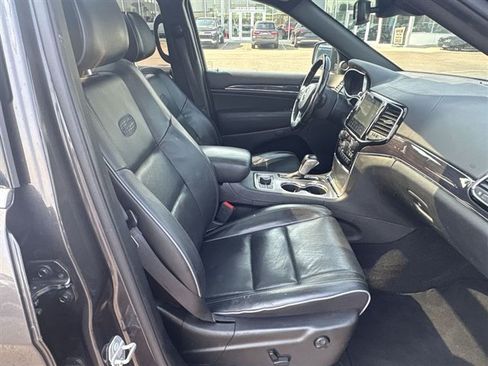 Used 2021 Jeep Grand Cherokee Overland AWD/4WD image 28