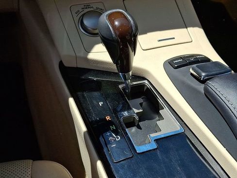 Used 2015 Lexus ES 350 w/ Luxury Package FWD image 15