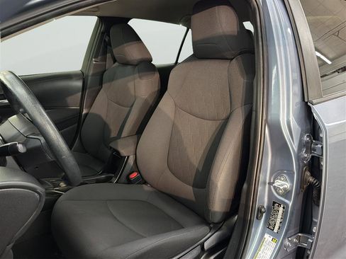 Used 2021 Toyota Corolla LE FWD image 13