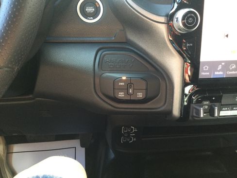 New 2026 RAM 3500 Tradesman AWD/4WD image 13