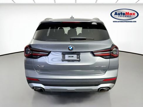 Used 2024 BMW X3 xDrive30i w/ Premium Essential Package image 8