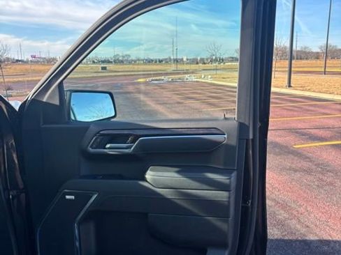 Certified 2025 GMC Sierra 1500 Elevation w/ Elevation Premium Package image 15