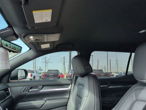 New 2026 GMC Terrain Elevation w/ Elevation Premium Package image 18