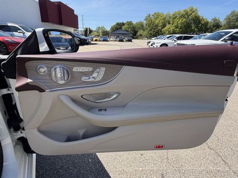 Used 2020 Mercedes-Benz E 450 4MATIC Cabriolet image 35
