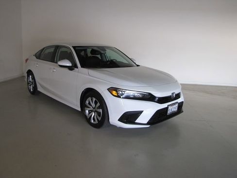 Certified 2023 Honda Civic LX image 3