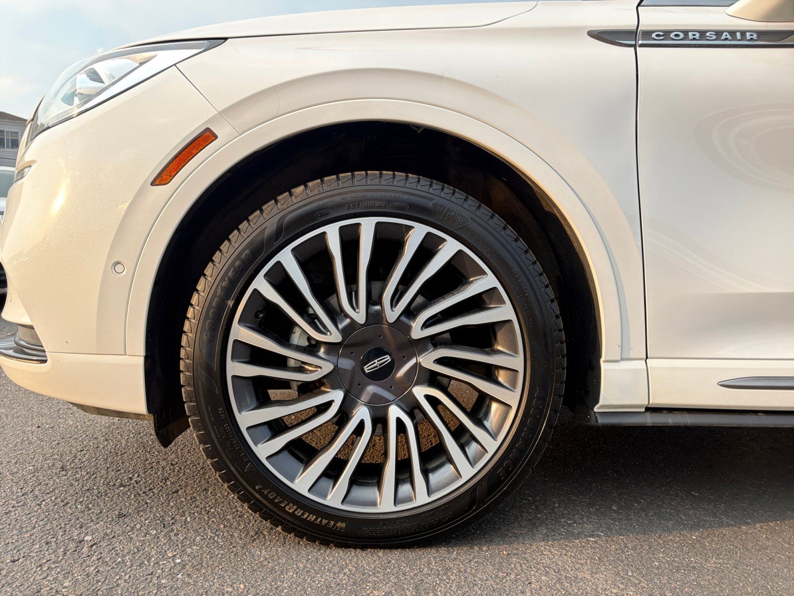 Used 2021 Lincoln Corsair Reserve w/ Equipment Group 201A AWD/4WD image 11