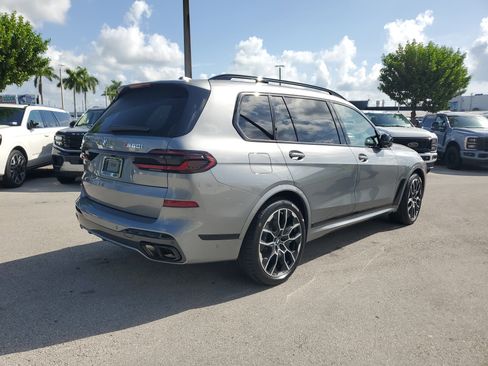 Used 2025 BMW X7 M60i w/ Executive Package image 5