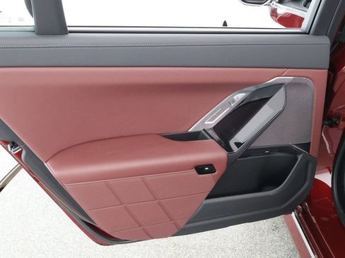 Used 2024 BMW i7 eDrive50 image 24