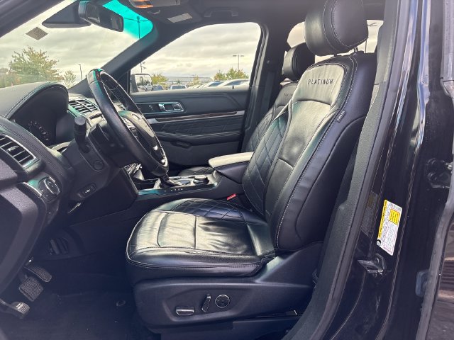 Used 2017 Ford Explorer Platinum AWD/4WD image 10