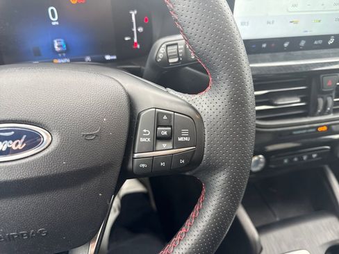 Used 2025 Ford Escape ST-Line w/ Tech Pack #1 image 30