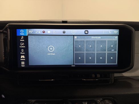 Used 2024 Jeep Wrangler Sport S image 9