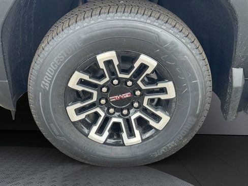 New 2026 GMC Sierra EV Elevation image 28