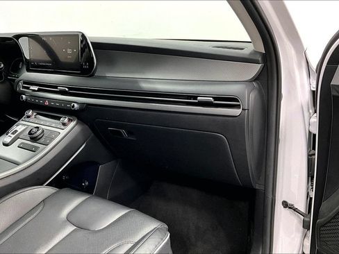 Used 2025 Hyundai Palisade SEL FWD image 18