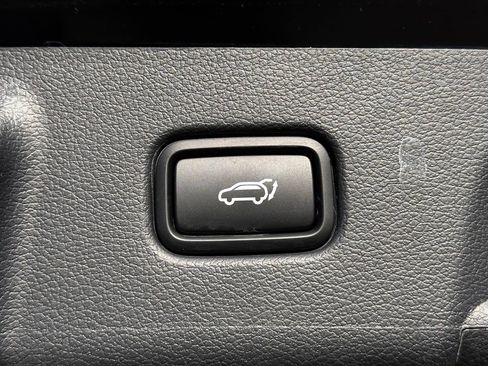 Used 2025 Hyundai Palisade Calligraphy image 15