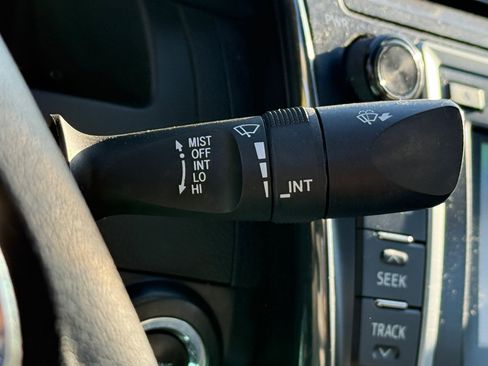 Used 2012 Toyota Camry XLE image 11