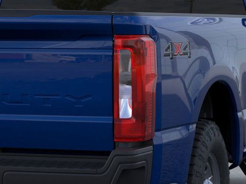 New 2026 Ford F250 XL w/ XL Off-Road Package image 21