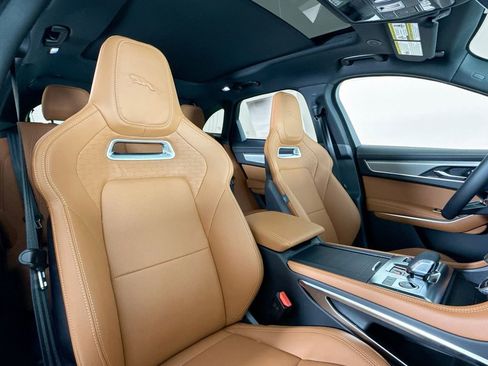 Used 2025 Jaguar F-PACE R-Dynamic S image 14