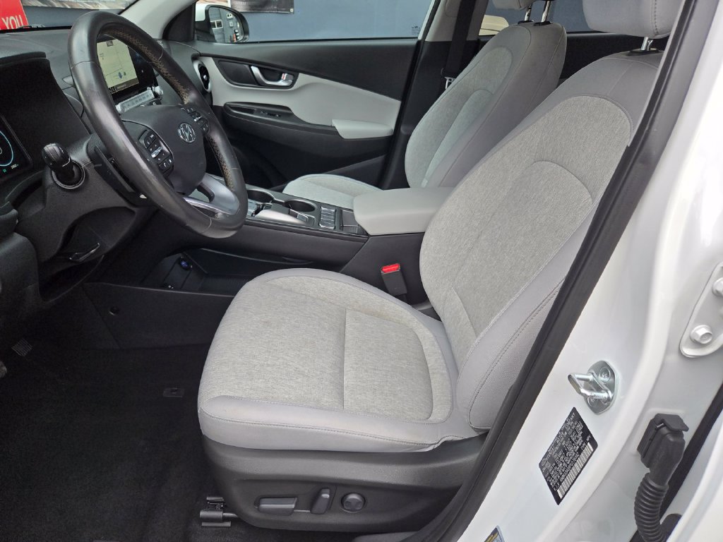 Used 2023 Hyundai Kona SEL FWD image 18