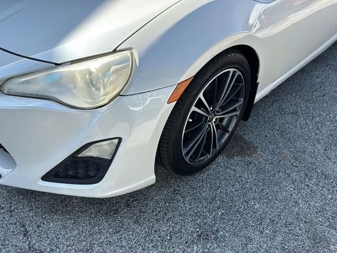 Used 2013 Scion FR-S image 30