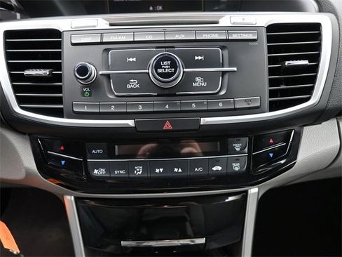 Used 2016 Honda Accord LX image 4