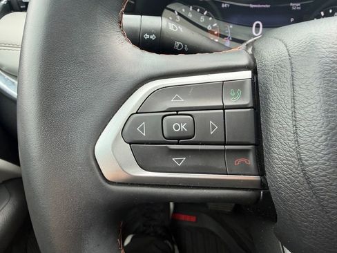 Certified 2022 Jeep Compass Limited w/ Sun and Sound Group AWD/4WD image 24