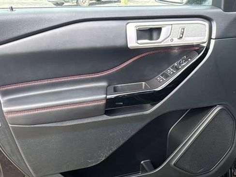 Certified 2024 Ford Explorer ST-Line w/ Class IV Trailer Tow Package image 10