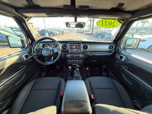 Used 2021 Jeep Wrangler Unlimited Sport image 15