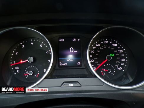 Used 2019 Volkswagen Tiguan SE image 38