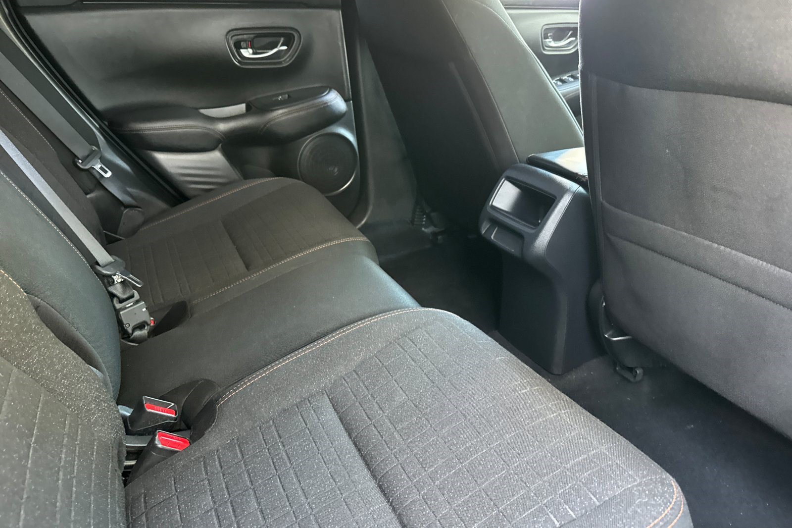 Used 2024 Honda HR-V Sport image 32