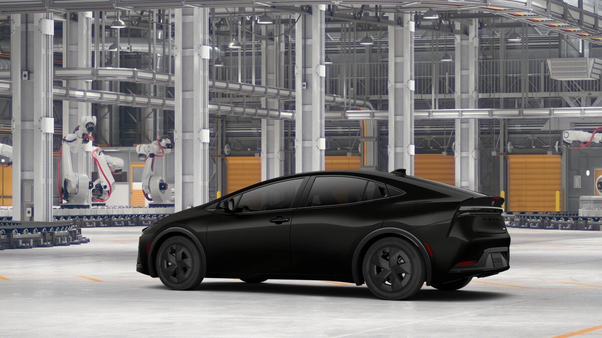 New 2027 Toyota Prius Plug-In Hybrid FWD image 5