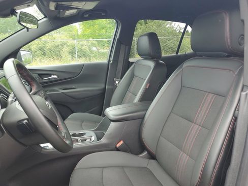 Certified 2024 Chevrolet Equinox RS FWD image 5
