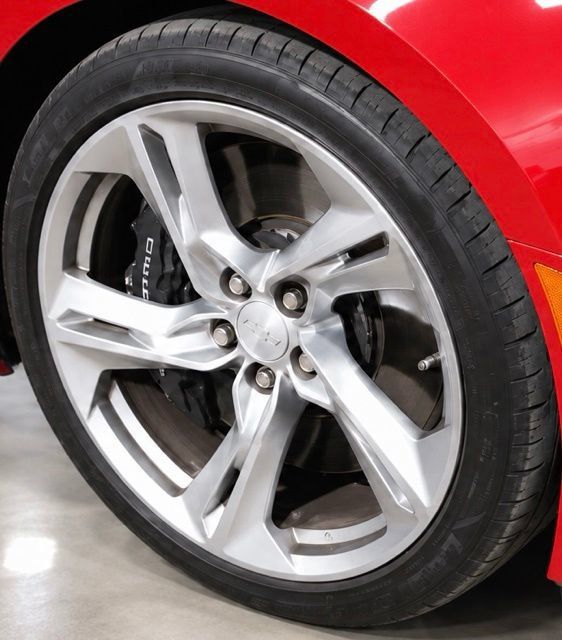 Used 2023 Chevrolet Camaro SS RWD image 7