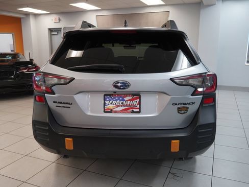 Used 2024 Subaru Outback Wilderness AWD/4WD image 9